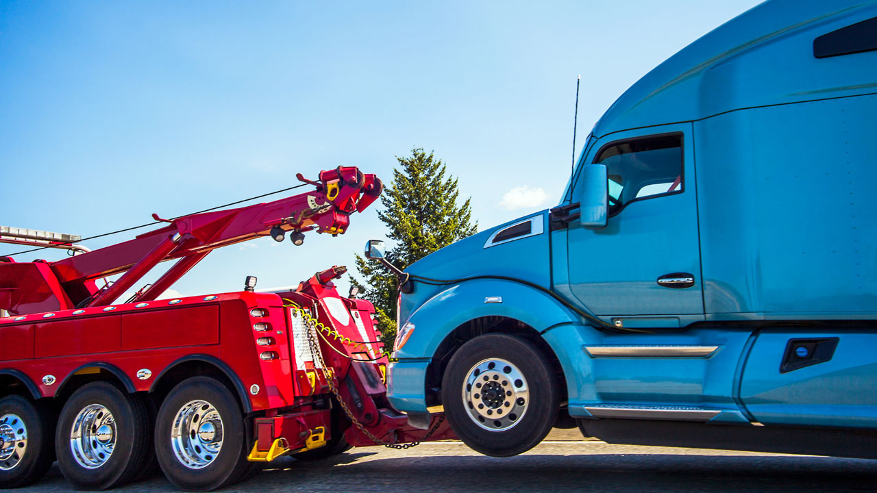 manage tow truck insurance claims