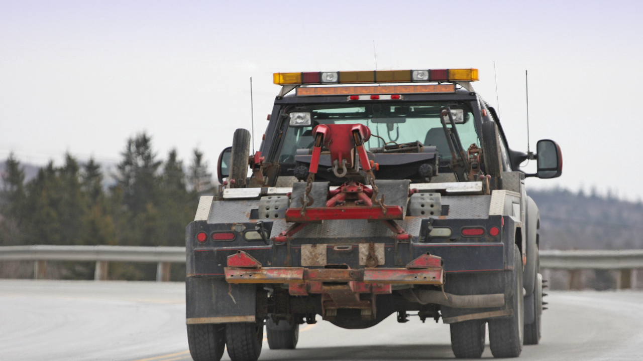 having the right tow truck insurance